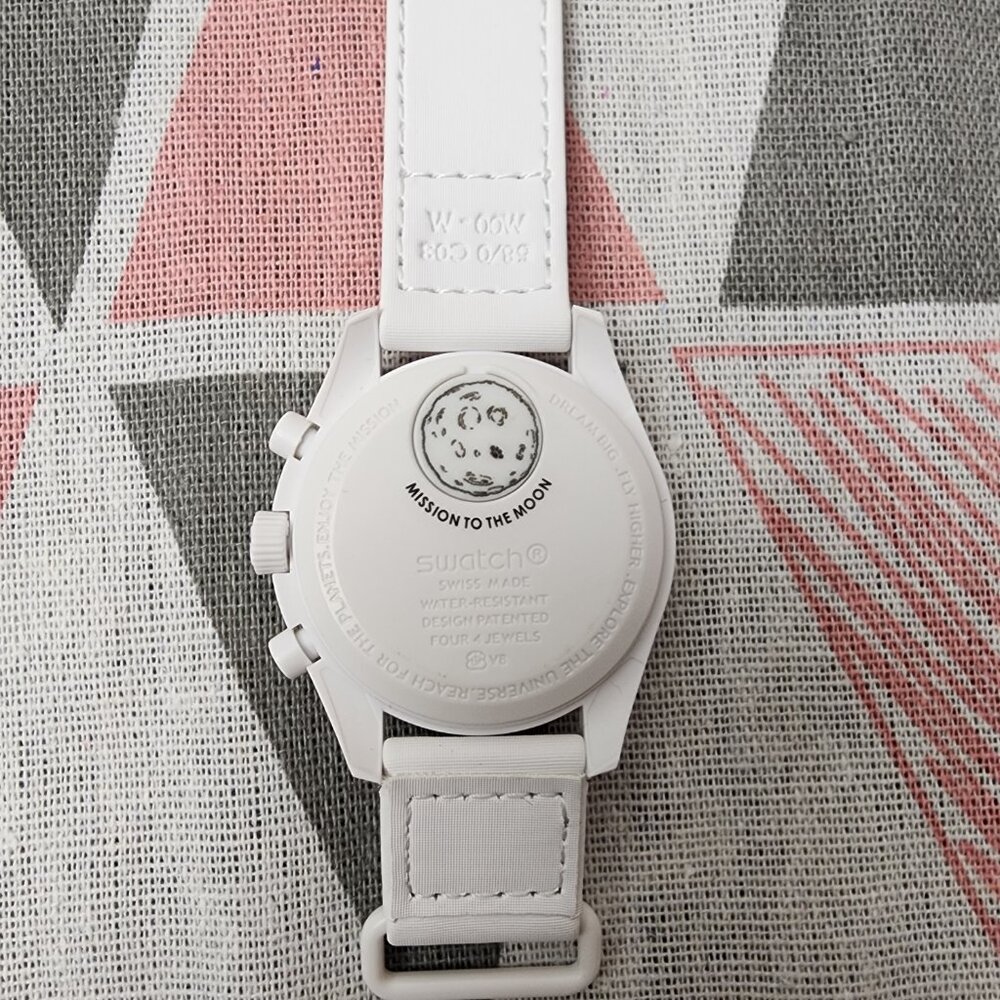 🍊Swatch X Omega Mission To The Moonphase - FULL MOON - Picture 2 of 5